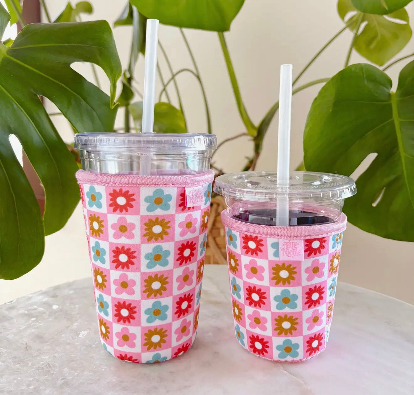 Checkered flower cozy