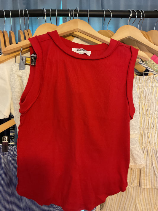 Red tank unboxing