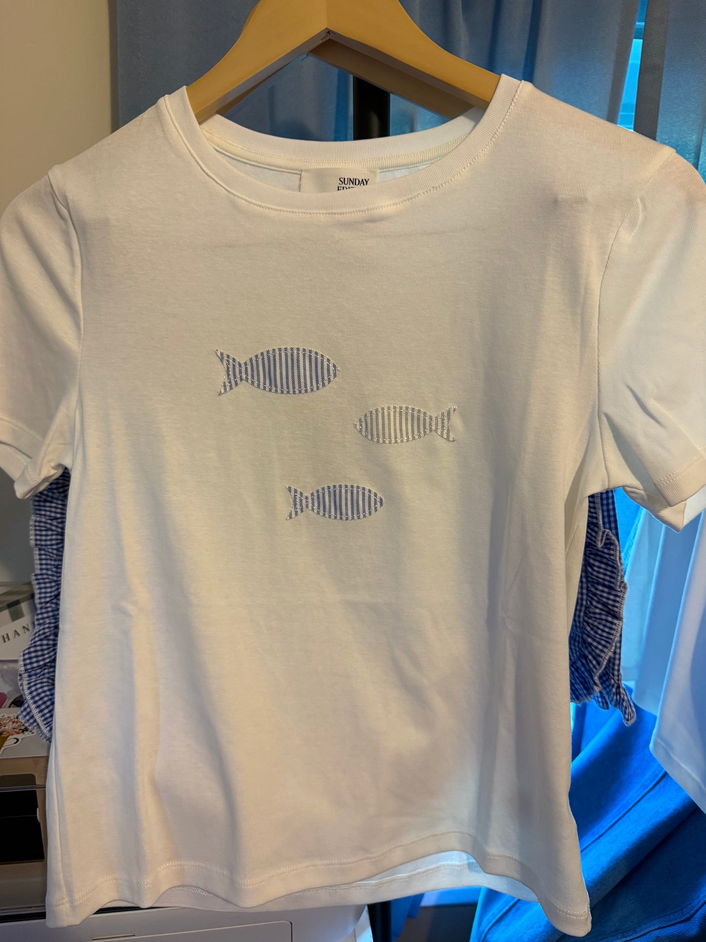fancy fins tee